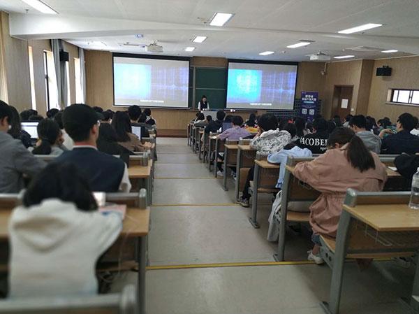 VNT 維特鏈全球開發(fā)者大賽報(bào)名啟動(dòng)！首站高校巡講圓滿成功 圖2