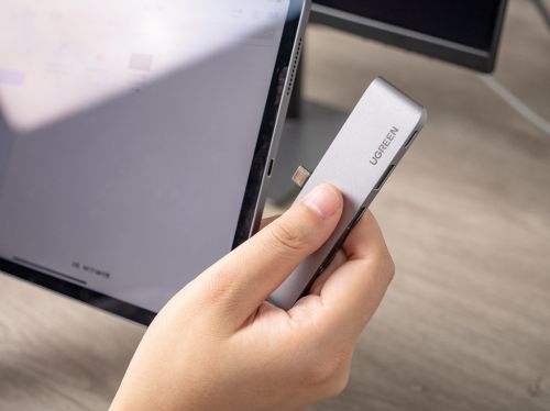 這才是iPad Pro第二好用的配件：一口變多口，還能外接顯示器 圖2