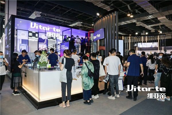 美觀、實用、智能、環保，盤點首個國產高端家用電梯的新招數