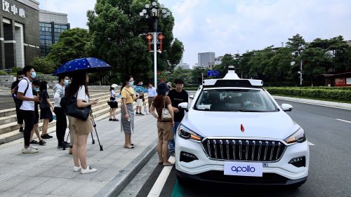 百度Apollo開啟廣州最大規(guī)模試運營服務(wù)