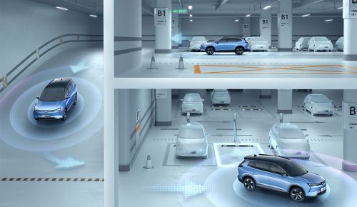 汽車智能化展現(xiàn)自動駕駛實力，百度AVP自主代客泊車或?qū)⒊尚萝嚇?biāo)配