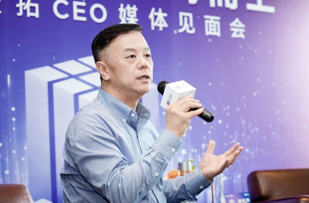 楊旭：聯(lián)想凌拓新掌門