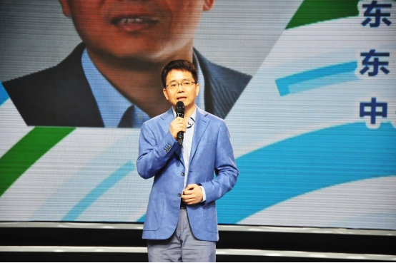 評委屈衛(wèi)東點評：大賽項目水平逐年顯著提升