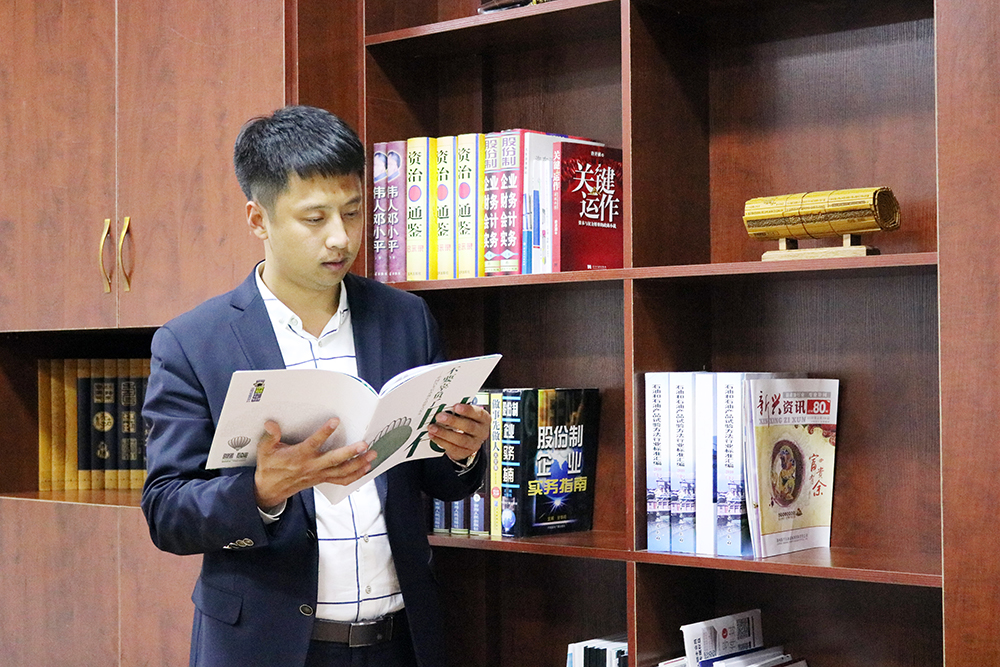做強民族企業(yè)，引領中國潤滑油行業(yè)的發(fā)展
